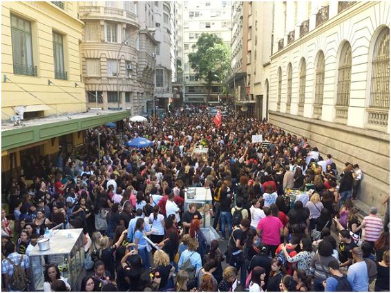Profissionais da Rede Municipal de Educação continuam mobilizados no Rio de Janeiro