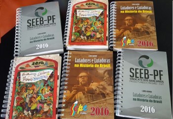 NPC produz diversos livros-agendas personalizados para 2016