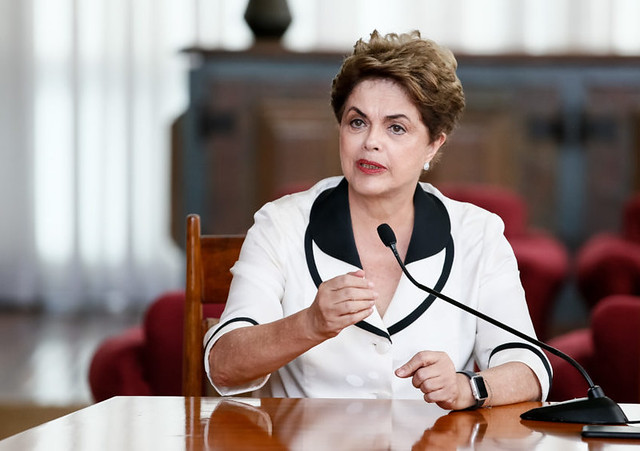 Pesquisa analisa comentários em rede social contra Dilma durante o processo de impeachment