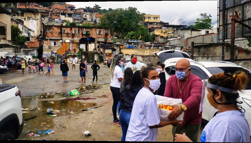 Solidariedade em Manguinhos: Mulheres lideram ações sociais