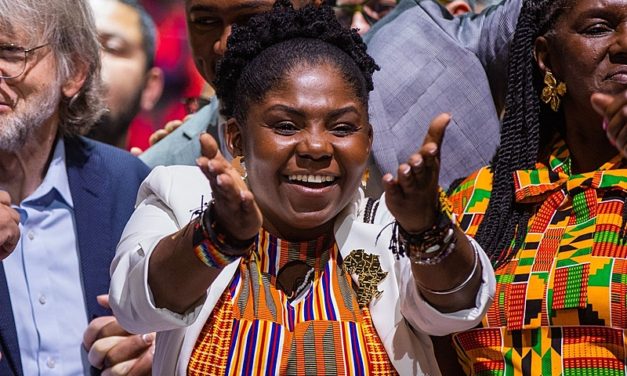 Quem é Francia Márquez, a primeira mulher negra vice-presidenta na Colômbia?