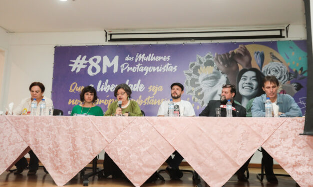📌 Bancários de Curitiba publica cobertura do seminário “20 anos de Brasil de Fato e a Comunicação dos Trabalhadores”