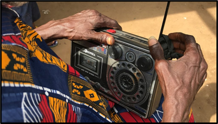Governo Federal deve alterar regulação de rádios comunitárias possibilitando publicidade institucional
