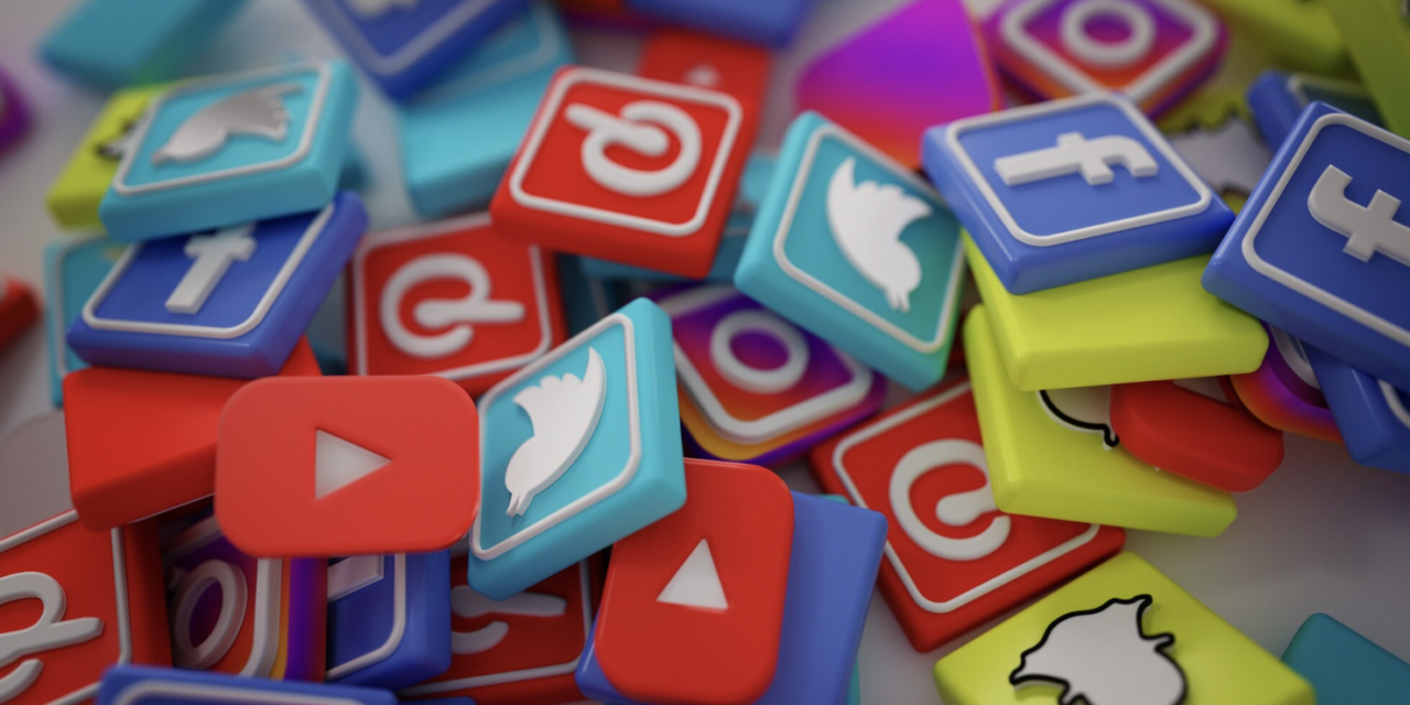 Mídia no Brasil: importância da regulamentação das redes sociais